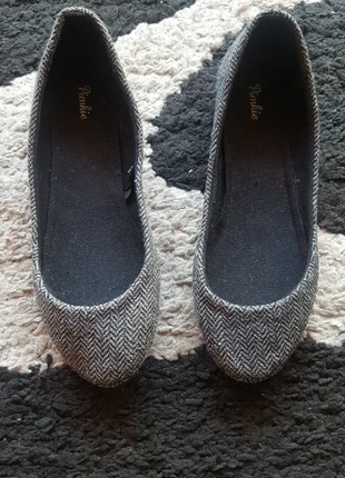 Ballerines grises chevrons 37-38 neuves, marca: Pimkie, estado: Novo sem etiquetas, tamanho: 38, €5.00, €5.95 inclui Proteção do Comprador
