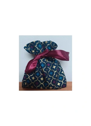 🎀 Mini  Pochon / Sac à cadeau 10 x 10 cm 🎁,  Neuf en tissu, fabrication artisanale🪡🧵, marke: Fabrication Artisanale, zustand: Neu, 1,00 €, 1,75 € inklusive Vinted-Käuferschutz