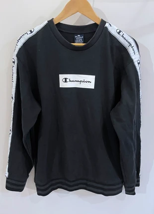 Champion Crewneck vintage size M black, brand: Champion, condition: Good, size: M, €15.00, €16.45 includes Buyer Protection