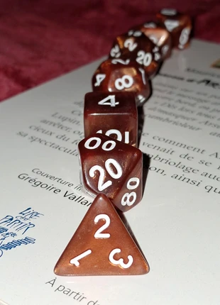 7 dés marron caramel, marke: Dice, zustand: Neu, 7,00 €, 8,05 € inklusive Vinted-Käuferschutz