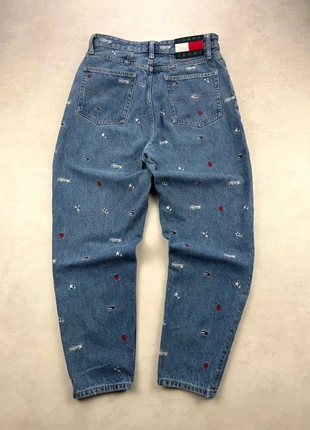 Jean Tommy Jeans High Rise Tapered Mom Taille 36 Recycled Bleu Logo Brodé, marque: Tommy Jeans, état: Très bon état, taille: S / 36 / 8, 59,90 €, 63,60 € Protection acheteurs (Pro) incluse