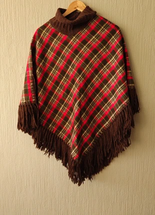 Karo Poncho aus Wolle – Warm & Vintage Styler, marque: Karo, état: Très bon état, taille: Taille unique, 8,00 €, 9,10 € Protection acheteurs incluse