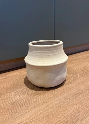 Bloempot, merk: onbekend, staat: Heel goed, € 4,50, € 5,43 inclusief Kopersbescherming