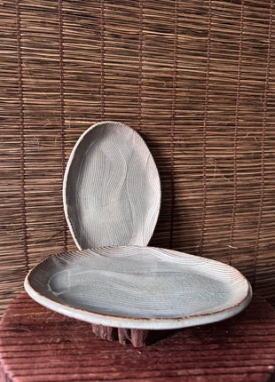 Pair of Oval Swirl-Pattern Crackle Plates, brand: Japan Style, condizioni: Ottime, €25.00, €26.95 include la Protezione acquisti