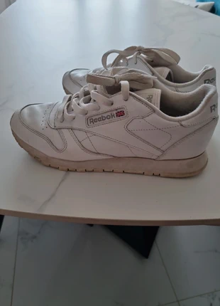 Baskets Reebok cuir 39, marca: Reebok, estado: Bom, tamanho: 39, €18.00, €19.60 inclui Proteção do Comprador