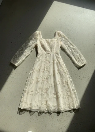 Robe crème fleurie / vintage / romantique / élégante / bohème / soirée / tendance, marque: Ivory Garden Atelier, état: Très bon état, taille: M / 38 / 10, 69,90 €, 74,10 € Protection acheteurs incluse
