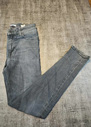 Jean Tommy Jeans - Homme - W30 L32 - FR 40 - Skinny, marque: Tommy Jeans, état: Très bon état, taille: W30 | FR 40, 14,00 €, 15,40 € Protection acheteurs incluse