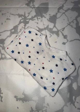 Pyjama Petit Bateau motif étoiles – taille 18 mois, en très bon état, marque: Petit Bateau, état: Très bon état, taille: 12-18 mois / 80 cm, 7,00 €, 8,05 € Protection acheteurs incluse
