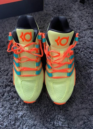 Kd18 new timeline, marque: Nike, état: Neuf sans étiquette, taille: 44,5, 70,00 €, 74,20 € Protection acheteurs incluse