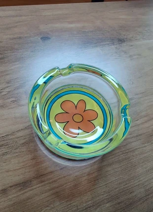 Cendrier en verre Scooby Doo where are you, marque: Scooby Doo, état: Très bon état, 11,99 €, 13,29 € Protection acheteurs (Pro) incluse
