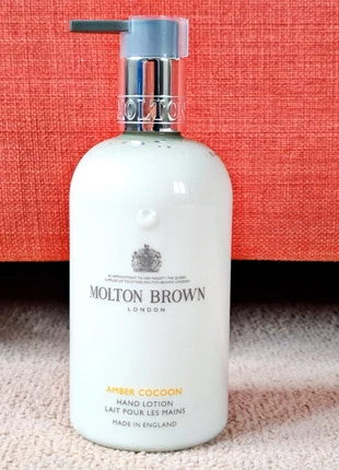 1 x 300 ml Molton Brown Amber Cocoon Hand Lotion Full Size Bottle With Pump, brand: Molton Brown, condition: New with tags, £8.00, £9.10 includes Buyer Protection