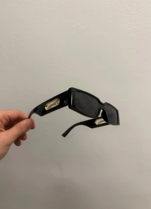 🖤Luxury Black Rectangle Sunglasses 😎 Gold Detail Elegant Unisex Trend 🖤, marke: Vintage Dressing, zustand: Sehr gut, 12,99 €, 14,34 € inklusive Vinted-Käuferschutz