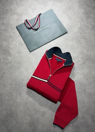 Pull Half Zip | 1/4 zip col camionneur Tommy Hilfiger rouge - Logo brodé - Taille L | 2325, marca: Tommy Hilfiger, estado: Muy bueno, tamaño: L, 29,99 €, 32,19 € Protección al comprador Pro incluida