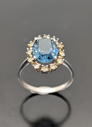 Bague marguerite en métal argenté sertie d'une pierre bleu pâle et de pierres blanches, état: Très bon état, taille: 17,3 mm, 15,00 €, 16,45 € Protection acheteurs (Pro) incluse