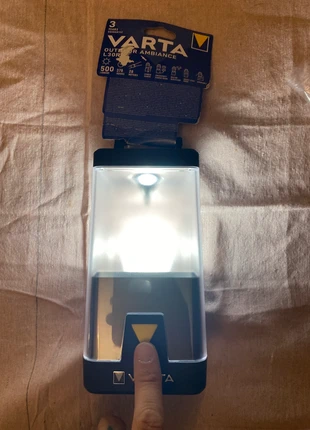 Lampe varta ( mondial relais uniquement), brand: VARTA, condizioni: Nuovo con cartellino, €11.00, €12.25 include la Protezione acquisti