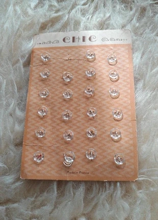 Plaque de 23 boutons transparent vintage, marca: Vintage, estado: Muito bom, €3.00, €3.85 inclui Proteção do Comprador