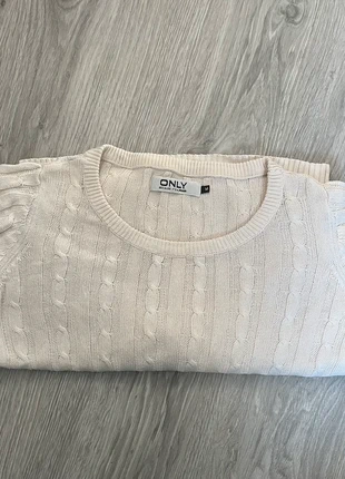 Pull torsadé blanc, brand: ONLY, condition: Very good, size: M / 38 / 10, €8.00, €9.10 includes Buyer Protection
