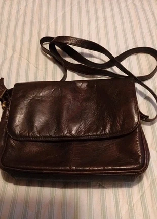 Chocolate brown leather shoulder bag, brand: Source Unknown, condition: Very good, £12.00, £13.30 includes Buyer Protection