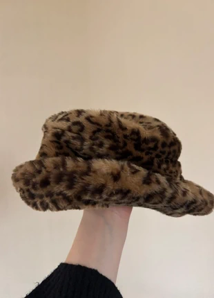Leopard print faux fur hat, brand: Betmar, condition: Very good, size: One size, £5.00, £5.95 includes Buyer Protection