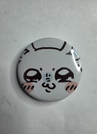 Badge Chiikawa neuf, marque: chiikawa, état: Neuf avec étiquette, 2,00 €, 2,80 € Protection acheteurs incluse