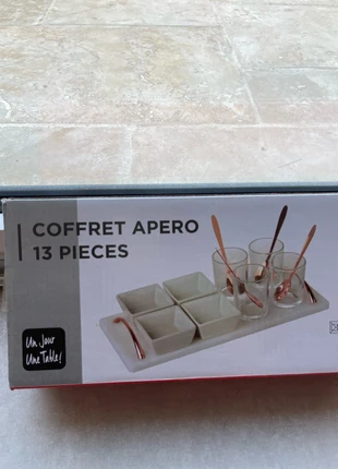 Set pour apéritif, brand: Je ne sais plus, condizioni: Nuovo con cartellino, €5.00, €5.95 include la Protezione acquisti