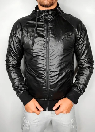 Veste noir imperméable k-way slim sixth June XS, marque: Sixth June, état: Très bon état, taille: XS, 20,00 €, 21,70 € Protection acheteurs (Pro) incluse
