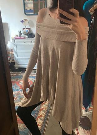 Abito-maglia color corda con scollatura morbida e maniche lunghe, marca: no brand, estado: Muy bueno, tamaño: M / 38 / 10, 22,00 €, 23,80 € Protección al comprador incluida