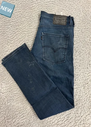 Jean Levi’s 511 Vintage 00s bleu nuit - Slim Fit - W32L32 (FR42), marque: Levi's, état: Très bon état, taille: W32 | FR 42, 28,50 €, 30,63 € Protection acheteurs (Pro) incluse