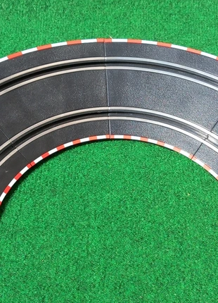 Circuit Carrera GO virage relevé, brand: Carrera, condition: Very good, size: 6 years / 116 cm, €5.95, €6.95 includes Buyer Protection Pro