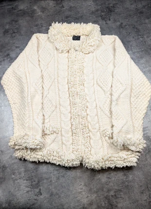 Cardigan zippé à tricot Aran en fausse fourrure Janette's Design en laine - size L, marque: Vintage Dressing, état: Très bon état, taille: L / 40 / 12, 35,00 €, 37,45 € Protection acheteurs incluse