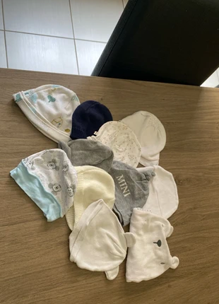 Bonnets, estado: Muito bom, tamanho: Tamanho único, €2.00, €2.80 inclui Proteção do Comprador