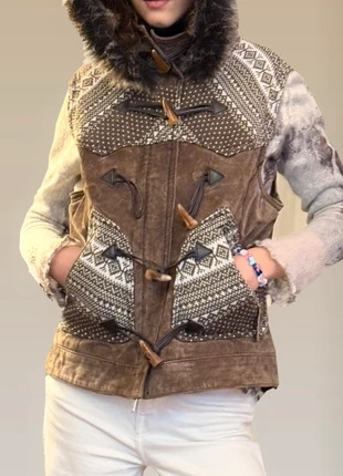 vintage tom tailor suede vest with wool padding & hood, marque: Tom Tailor, état: Très bon état, taille: L / 40 / 12, 49,00 €, 52,15 € Protection acheteurs incluse