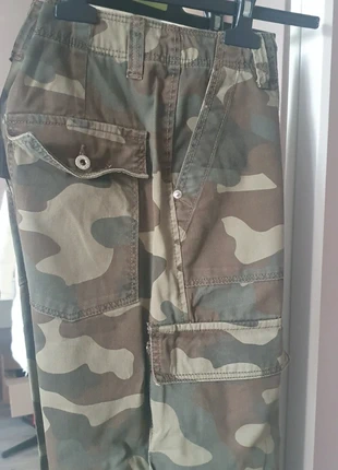 Pants trousser cargo charpentier camo Bershka, brand: Bershka, condition: Very good, size: XS / 34 / 6, €6.00, €7.00 includes Buyer Protection