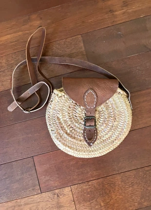 Sac rond en paille & cuir – style artisanal, marque: pas de marque, état: Bon état, 10,00 €, 11,20 € Protection acheteurs incluse