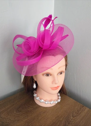 🤍Elegant Fuchsia-Pink Fascinator 22cm, brand: Wedding, condition: New with tags, size: One size, £10.99, £12.24 includes Buyer Protection