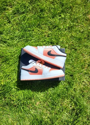 Jordan 1 Low Madder, merk: Jordan, staat: Nieuw met prijskaartje, maat: 39, € 65,00, € 68,95 inclusief Kopersbescherming