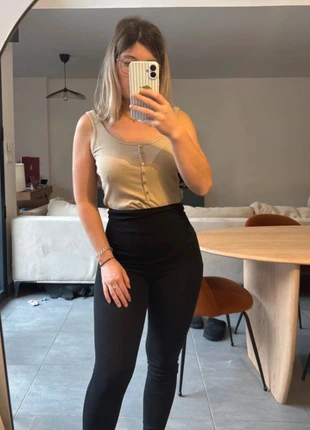 Legging de grossesse kiabi 34/36 noir, marque: Kiabi, état: Très bon état, taille: S / 36 / 8, 3,00 €, 3,85 € Protection acheteurs incluse