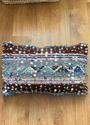 Marokkaans berber kussen, merk: Marrakech, staat: Heel goed, maat: Overige, € 15,00, € 16,45 inclusief Kopersbescherming