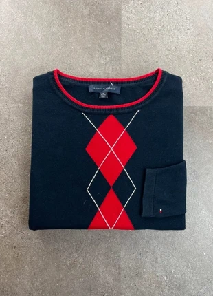 Sweat | pull fin col rond motif agryle losange rouge/bleu marine tommy Hilfiger taille M logo brodé, marke: Tommy Hilfiger, zustand: Sehr gut, größe: M, 23,00 €, 24,85 € inklusive Vinted-Käuferschutz