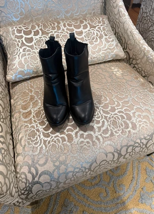 Mid calf Boots, brand: kot couture, condition: Very good, size: 5, £8.00, £9.10 includes Buyer Protection