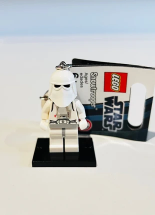 LEGO Star wars: Snowtrooper key chain, merk: LEGO, staat: Nieuw zonder prijskaartje, maat: Universeel, € 10,00, € 11,20 inclusief Kopersbescherming