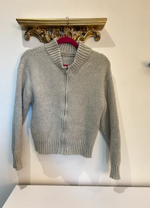 Neutral Ribbed Zip-Up Knit, brand: Unbranded, condition: Very good, size: XS, £5.00, £5.70 includes Buyer Protection