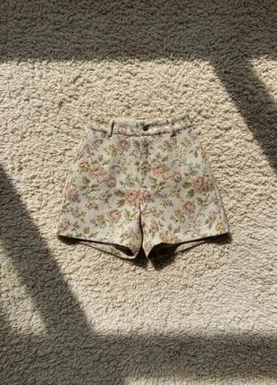 Short fleuri vintage pastel, marque: bohea, état: Très bon état, taille: S / 36 / 8, 44,99 €, 47,94 € Protection acheteurs incluse
