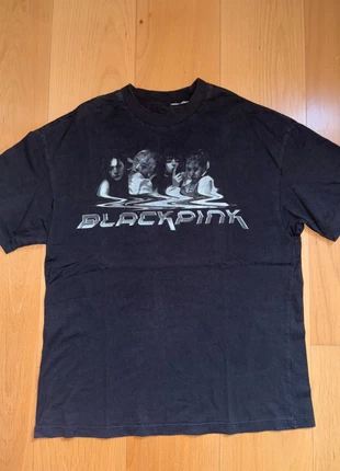 T-Shirt Blackpink Aufdruck, marke: H&M, zustand: Sehr gut, größe: S, 2,50 €, 2,83 € inklusive Vinted-Käuferschutz