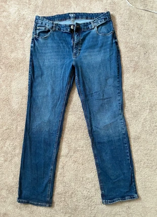 Jean Femme KIABI – Taille 48 / 30L, marca: Kiabi, estado: Muito bom, tamanho: 4XL / 48 / 20, €8.00, €9.10 inclui Proteção do Comprador