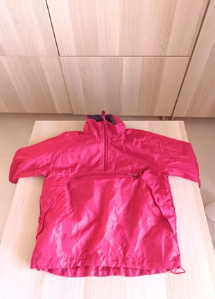 Impermeable de niño compacto North Face, marque: The North Face x Kaws, état: Très bon état, taille: 3 ans / 98 cm, 12,00 €, 13,30 € Protection acheteurs incluse