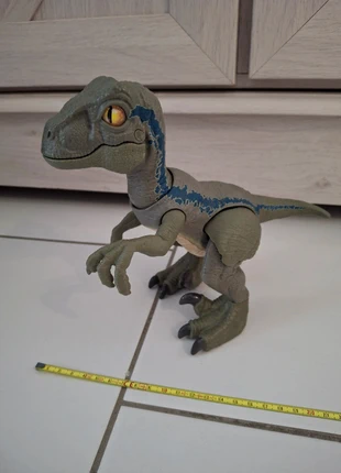 Dinosaure Jurassic World vélociraptor bébé, brand: Jurassic World, condition: Very good, size: 3 years / 98 cm, €15.00, €16.45 includes Buyer Protection