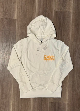 Sweat à capuche Calvin Klein authentique neuf taille S, marke: Calvin Klein, zustand: Neu, mit Etikett, größe: S, 59,99 €, 63,69 € inklusive Vinted-Käuferschutz