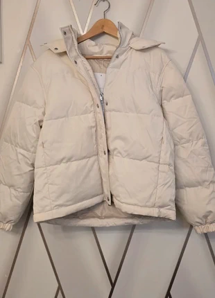 🤍 Doudoune courte beige – chaude & tendance 🤍, marca: Boutique indépendante, estado: Novo com etiquetas, tamanho: M / 38 / 10, €25.00, €26.95 inclui Proteção do Comprador