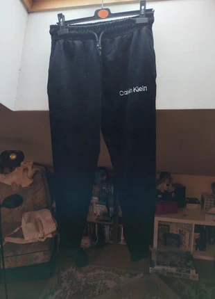Jogging #CalvinKlein, marque: Calvin Klein, état: Bon état, taille: XXL, 9,00 €, 10,15 € Protection acheteurs incluse